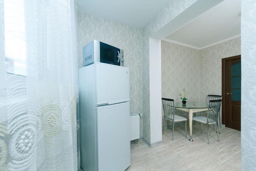1 Вулиця Софії Русової Kiev Ngoại thất bức ảnh