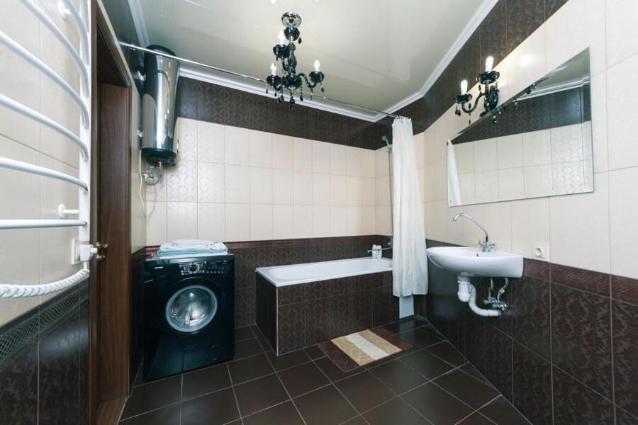 1 Вулиця Софії Русової Kiev Ngoại thất bức ảnh